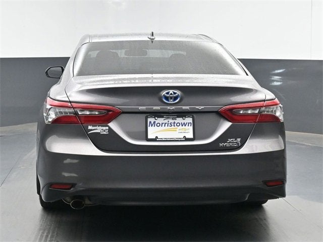 2022 Toyota Camry Hybrid XLE