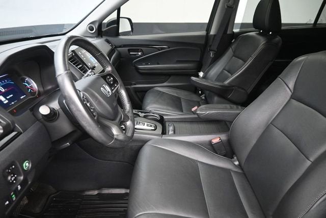 2020 Honda Pilot 2WD Touring 8 Passenger
