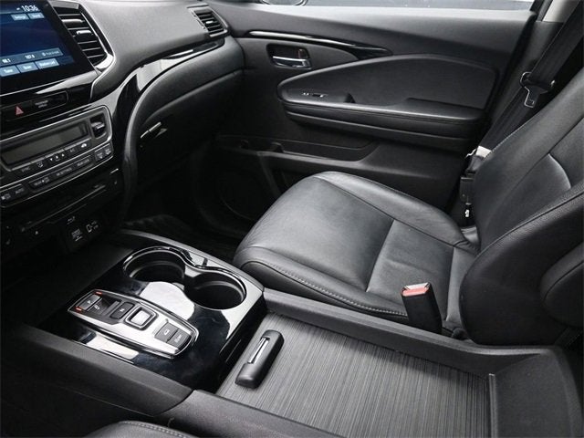 2022 Honda Pilot Touring 7-Passenger