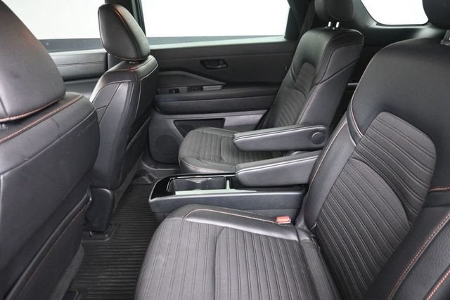 2024 Nissan Pathfinder Rock Creek 4WD