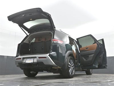 2022 Nissan Pathfinder Platinum