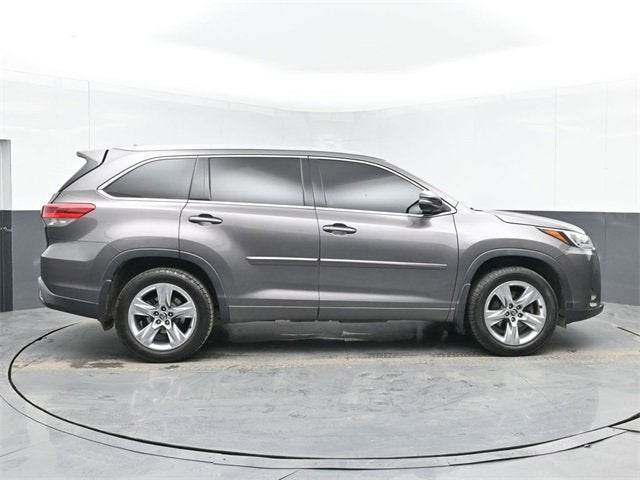 2017 Toyota Highlander Limited