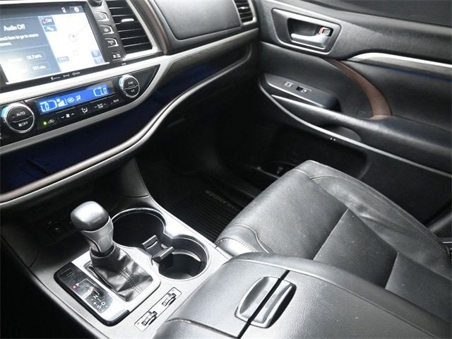 2017 Toyota Highlander Limited