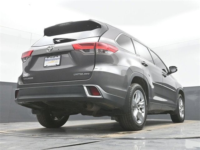2017 Toyota Highlander Limited