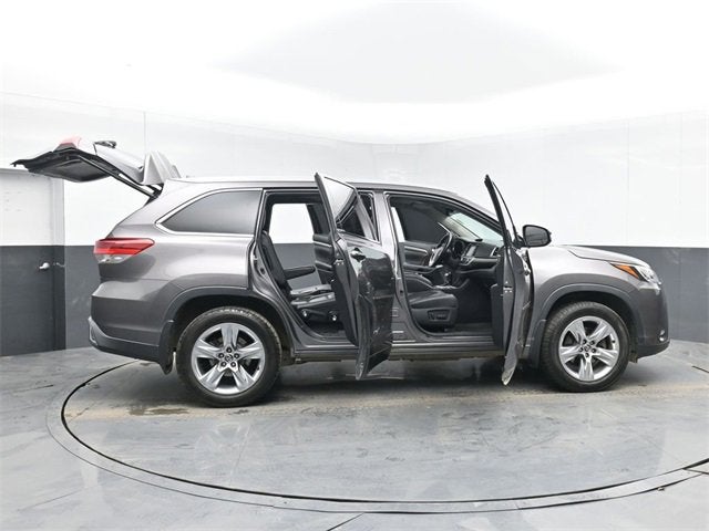 2017 Toyota Highlander Limited
