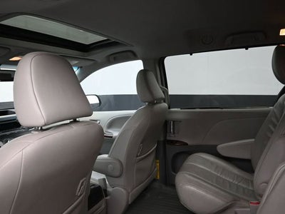 2012 Toyota Sienna XLE AAS