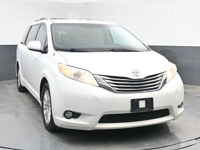 2012 Toyota Sienna XLE AAS