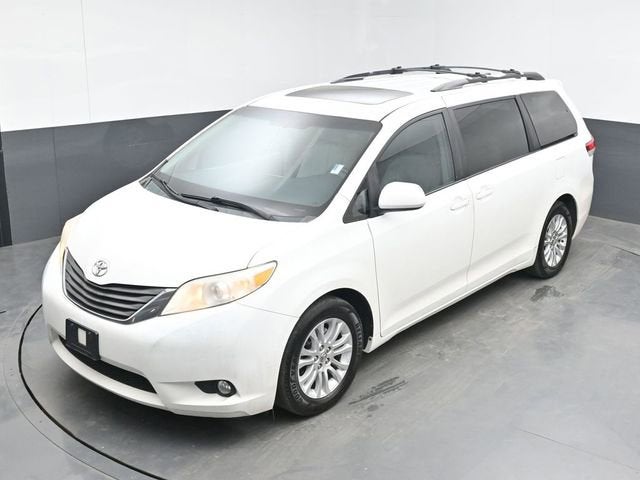 2012 Toyota Sienna XLE AAS