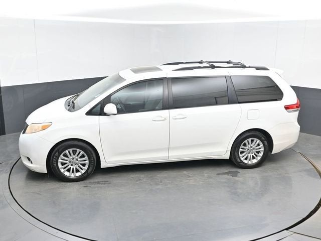 2012 Toyota Sienna XLE AAS