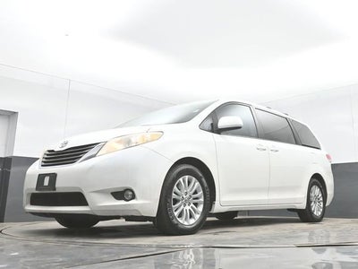 2012 Toyota Sienna XLE AAS