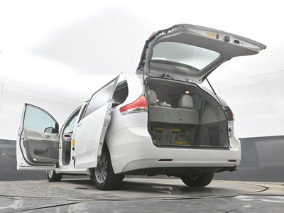 2012 Toyota Sienna XLE AAS