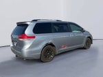 2013 Toyota Sienna XLE V6 8 Passenger
