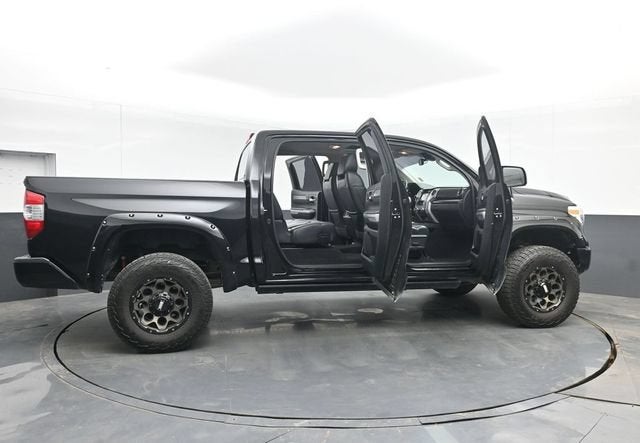 2018 Toyota Tundra 4WD SR5