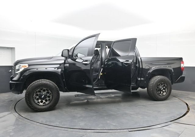 2018 Toyota Tundra 4WD SR5