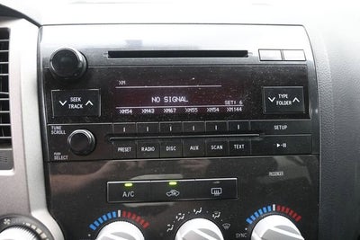 2013 Toyota Tundra 4WD Truck GRADE