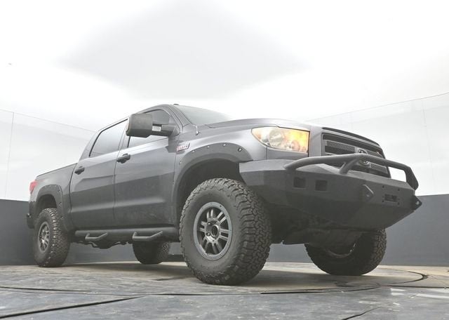 2013 Toyota Tundra 4WD Truck GRADE