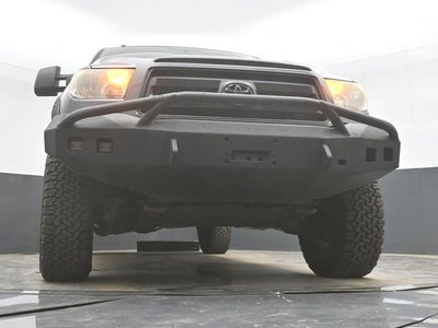 2013 Toyota Tundra 4WD Truck GRADE