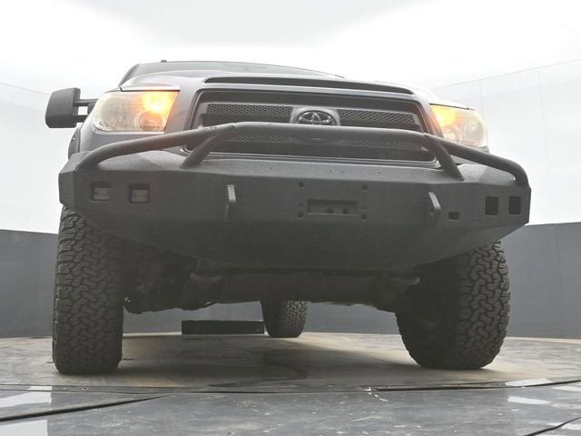 2013 Toyota Tundra 4WD Truck GRADE