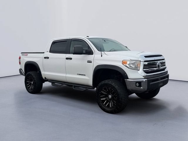 2017 Toyota Tundra SR5 5.7L V8