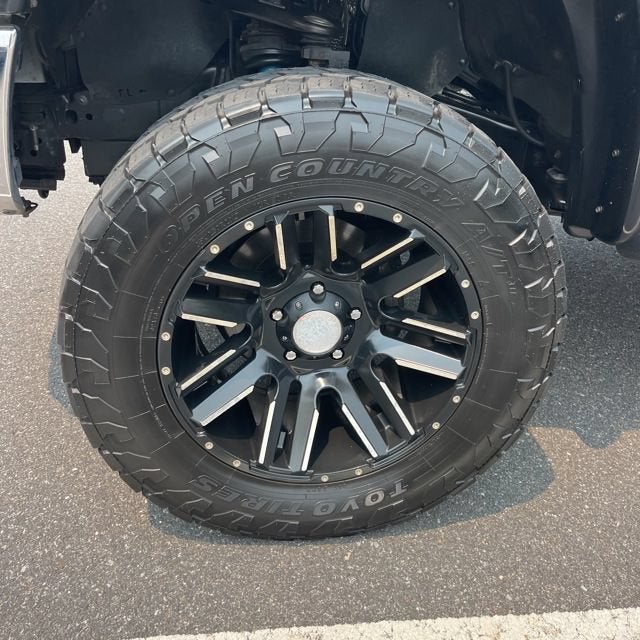 2017 Toyota Tundra SR5 5.7L V8