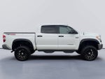 2017 Toyota Tundra SR5 5.7L V8