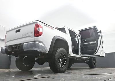2017 Toyota Tundra SR5 5.7L V8