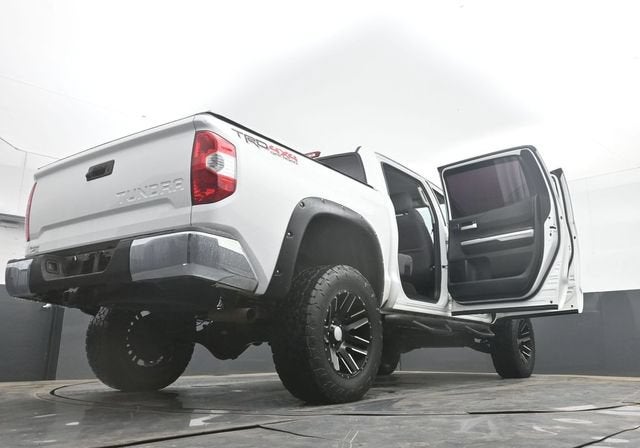 2017 Toyota Tundra SR5 5.7L V8