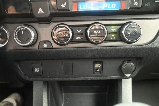 2016 Toyota Tacoma SR5