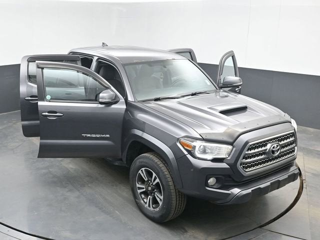 2016 Toyota Tacoma SR5