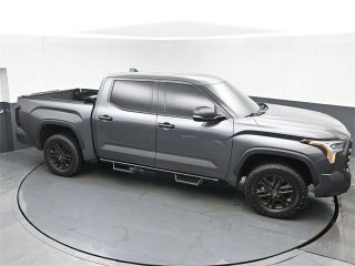 2022 Toyota Tundra 4WD SR5