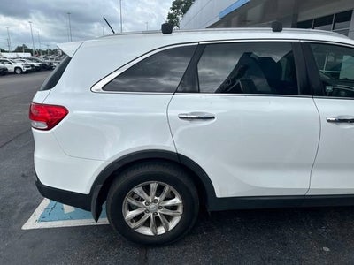 2017 Kia Sorento 2.4L LX