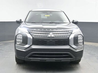 2022 Mitsubishi Outlander ES