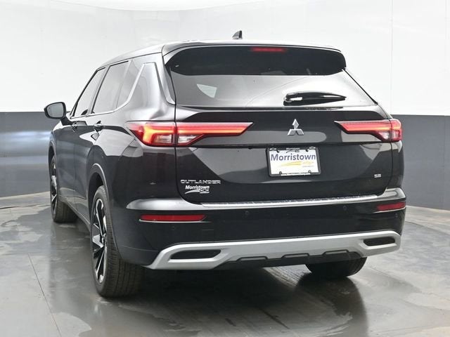 2024 Mitsubishi Outlander SE