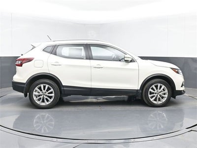 2021 Nissan Rogue Sport SV