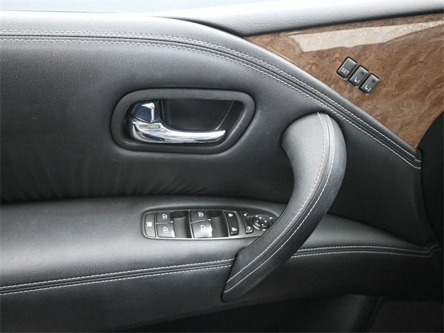 2017 INFINITI QX80 NA