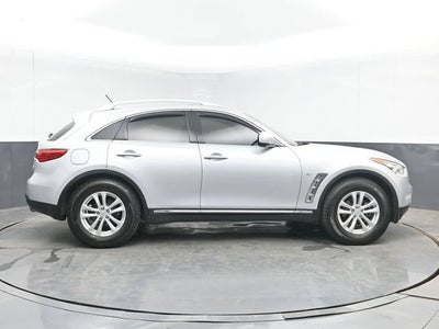 2016 INFINITI QX70 NA