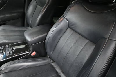 2016 INFINITI QX70 NA