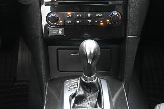 2016 INFINITI QX70 NA