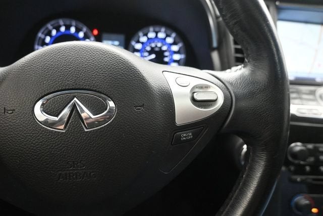 2016 INFINITI QX70 NA