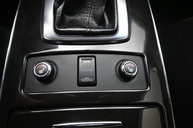 2016 INFINITI QX70 NA