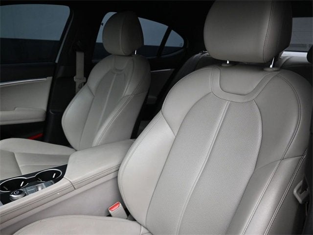 2022 Genesis G70 2.0T