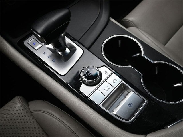 2022 Genesis G70 2.0T