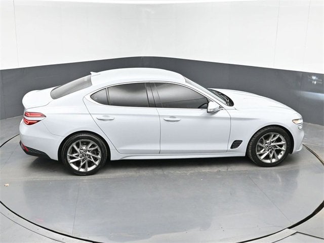 2022 Genesis G70 2.0T