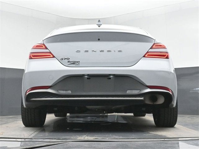 2022 Genesis G70 2.0T