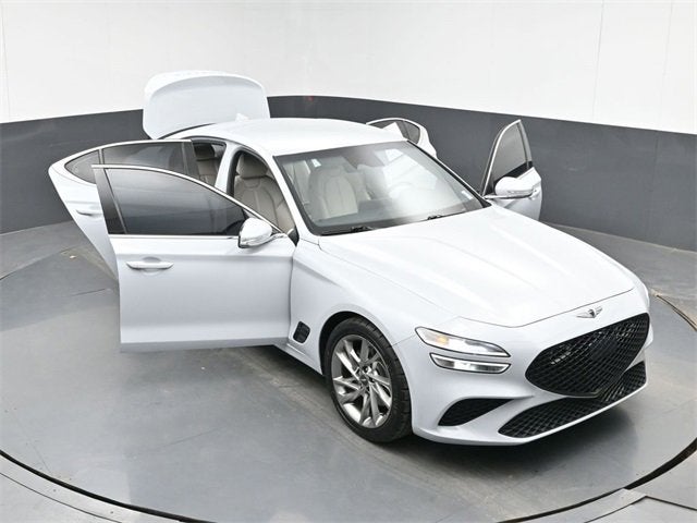 2022 Genesis G70 2.0T