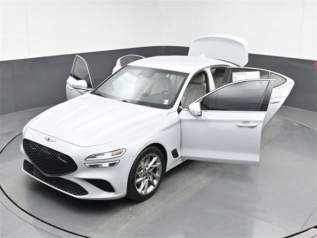 2022 Genesis G70 2.0T