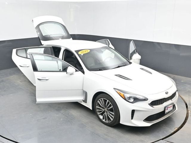 2019 Kia Stinger Base