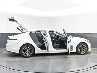 2019 Kia Stinger Base