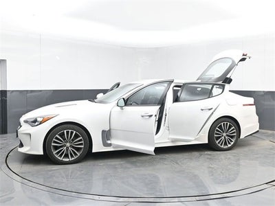 2019 Kia Stinger Base
