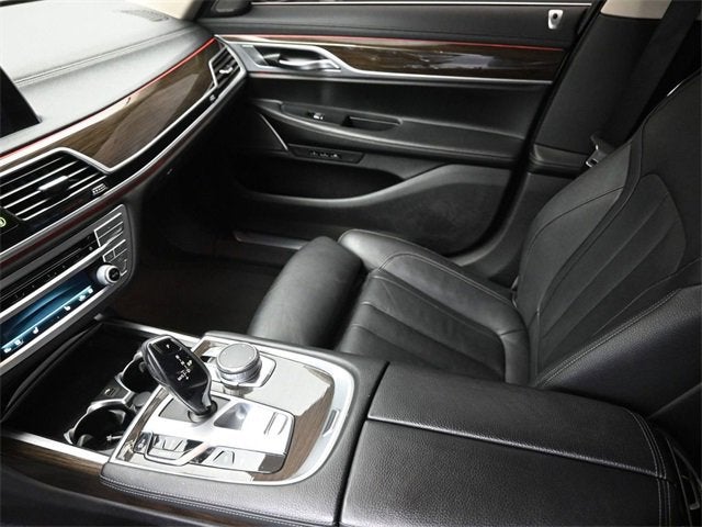 2020 BMW 7 Series 740i xDrive